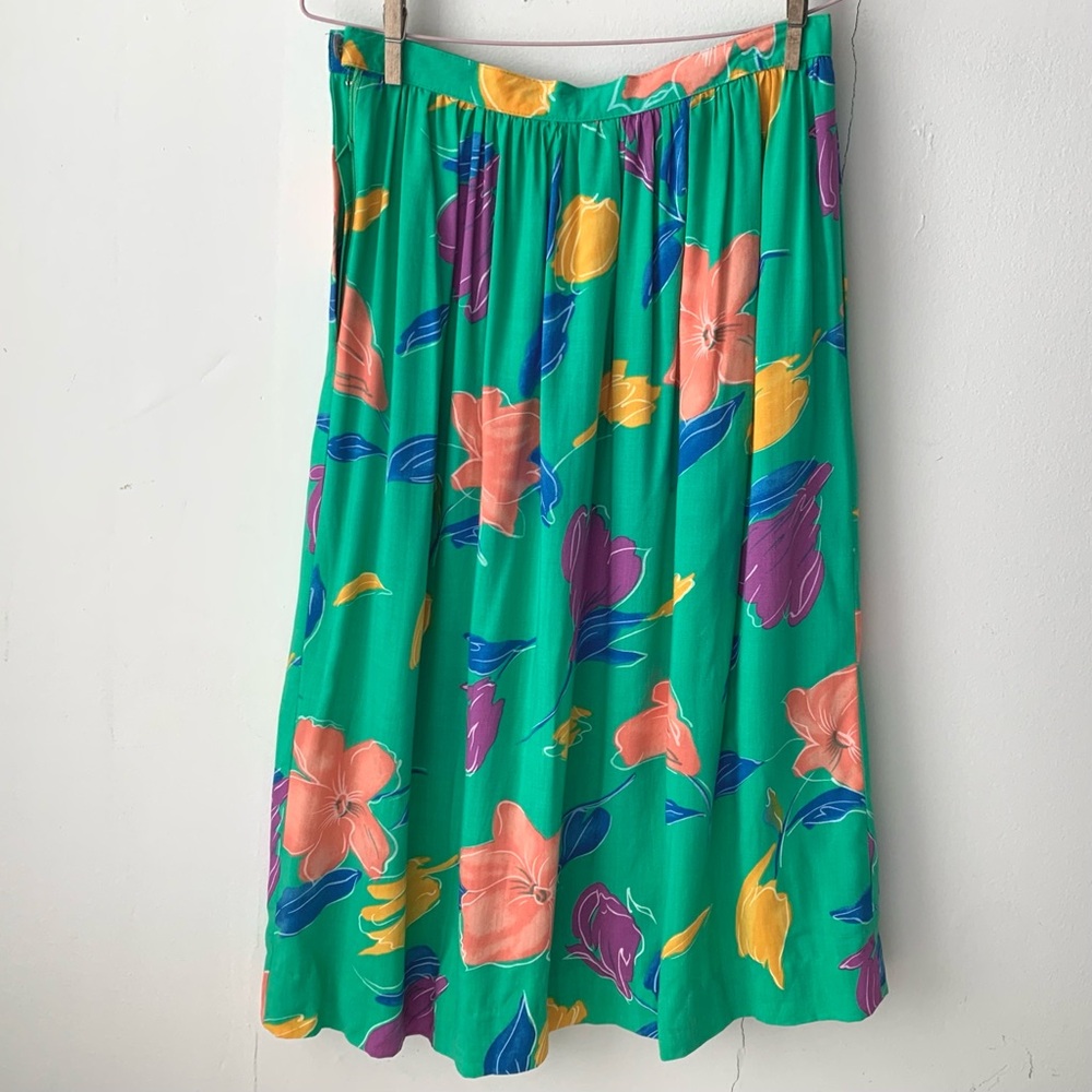 must bundle !  vintage rayon flowery skirt